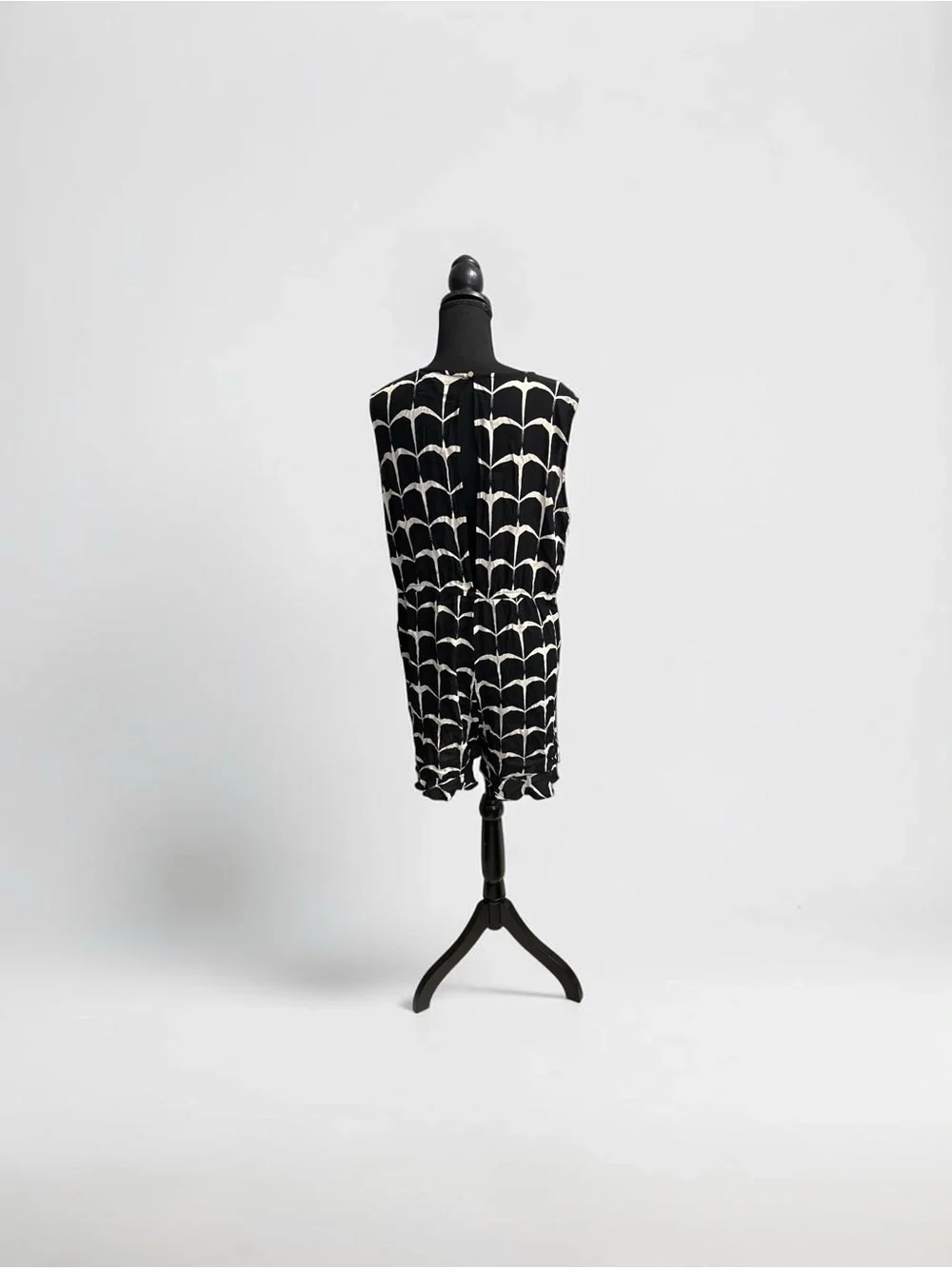 Manaola Black and White Iwa Sleeveless Romper